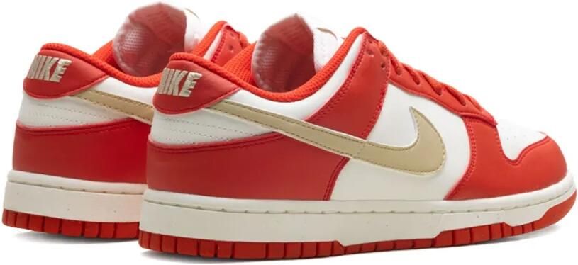 Nike Dunk Low Next Nature "Light Crimson Team Gold" sneakers Rood - Foto 3