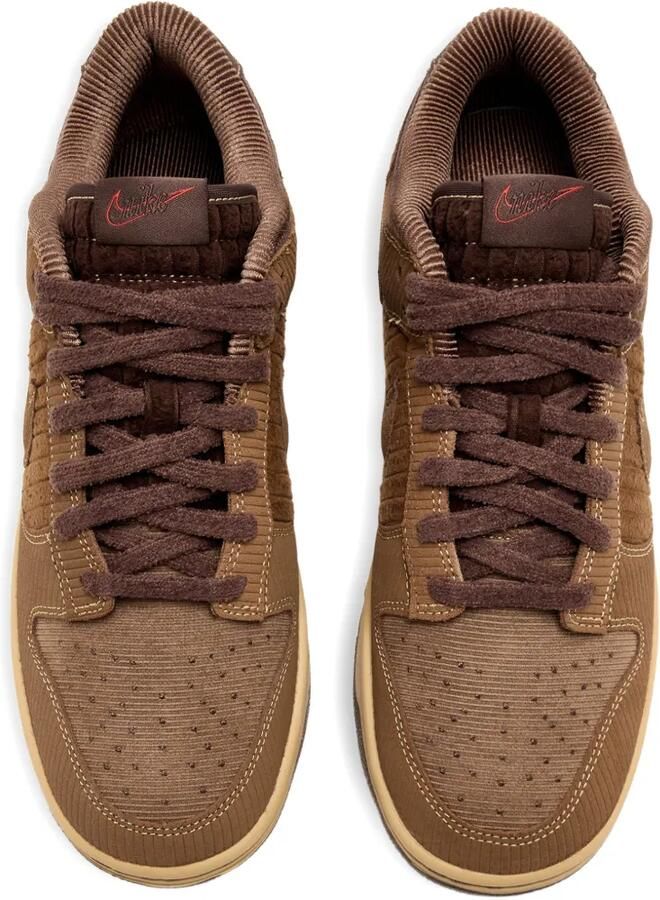 Nike Dunk Low Retro Premium ribfluwelen sneakers met logo Bruin - Foto 16