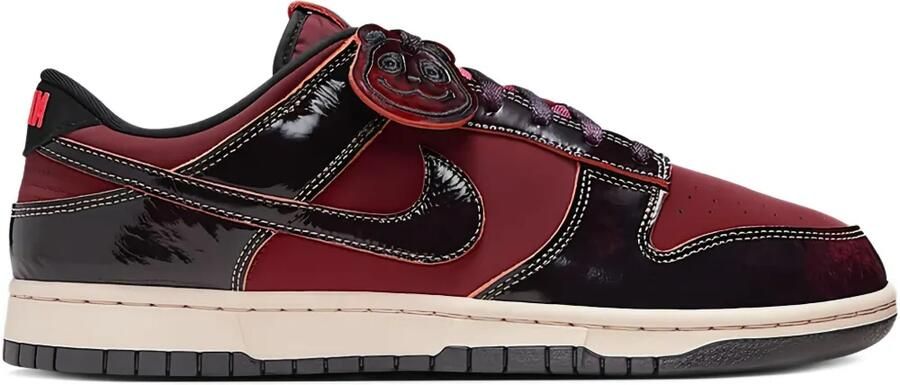 Nike Dunk Low SE "Red Panda" sneakers Rood