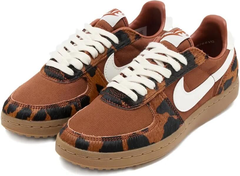 Nike Field General 82 sneakers met koeprint Bruin