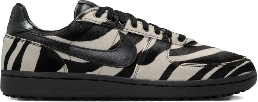 Nike Field General Low sneakers met zebraprint Wit