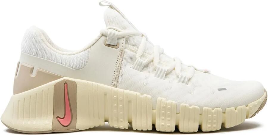 Nike Free Metcon 5 "Sail Sanddrift" sneakers Wit