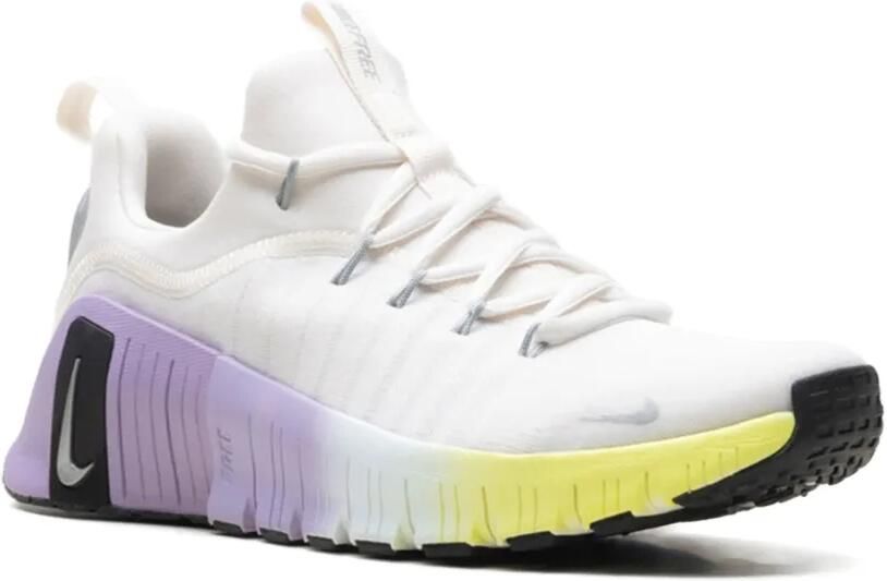 Nike Free Metcon 6 SE "Phantom Black Hydrangeas Metallic Silver" sneakers Wit - Foto 2