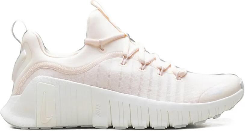 Nike Free Metcon 6 sneakers Beige