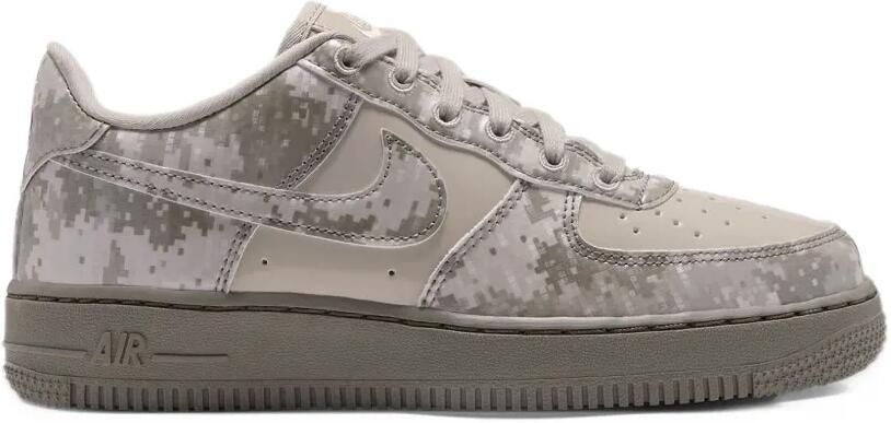 Nike Kids Air Force 1 Camo logo-detail sneakers Beige - Foto 2
