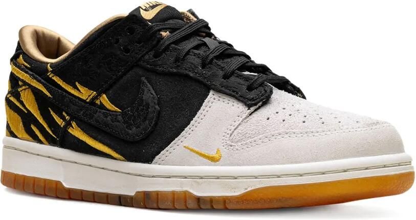 Nike Kids Dunk Low "Year of the Tiger (2022) Phantom Black-Sail-Light Zitron" sneakers Zwart