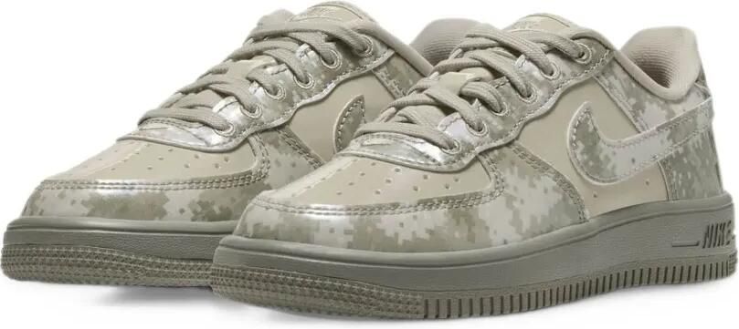 Nike Kids Force 1 Low Camo sneakers Beige