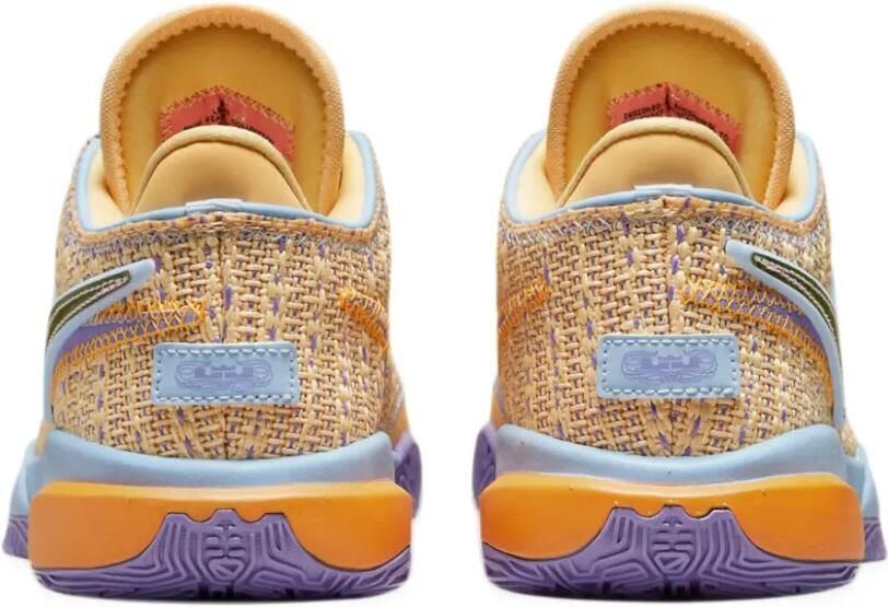 Nike Kids LeBron 20 knit-texture low-top sneakers Goud - Foto 3
