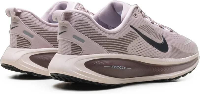 Nike Kids Vomero 18 low-top hardloopsneakers Roze - Foto 3