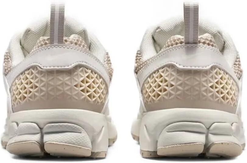 Nike Kids Vomero 5 BG panelled sneakers Beige - Foto 3