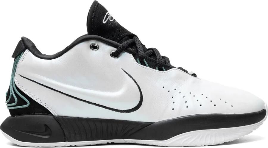 Nike LeBron 21 "Conchiolin" sneakers Wit