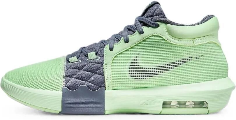 Nike Lebron Witness 8 sneakers Groen