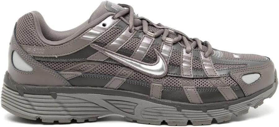 Nike P-6000 mesh sneakers met vlakken Bruin