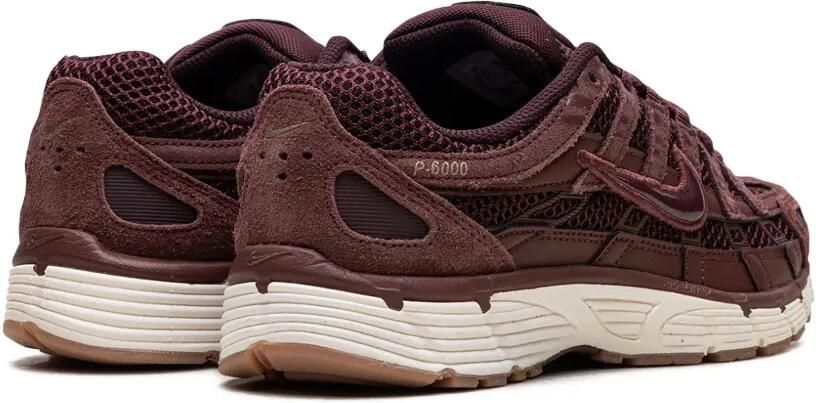 Nike P-6000 SE "Dark Pony Metallic Gold Pale Ivory Burgundy Crush" sneakers Rood - Foto 3