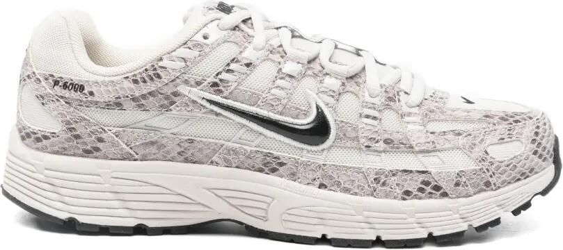 Nike P-6000 SE sneakers met slangen-effect Beige