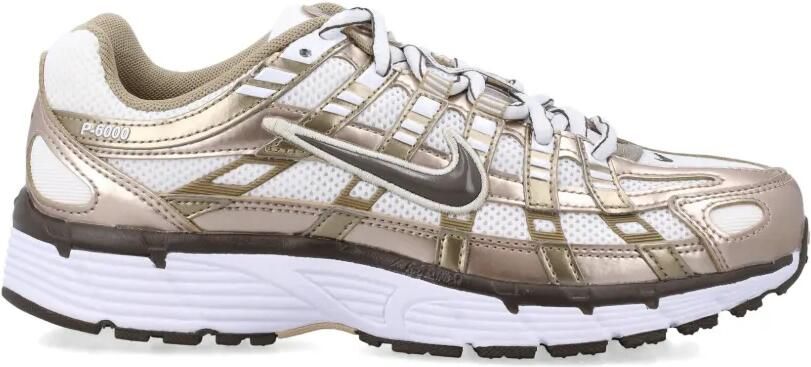 Nike P-6000 sneakers met vlakken Goud