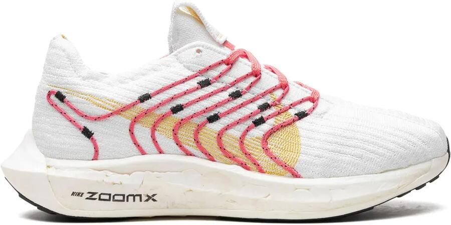 Nike Pegasus Turbo Next Nature "Topaz Gold" sneakers Wit