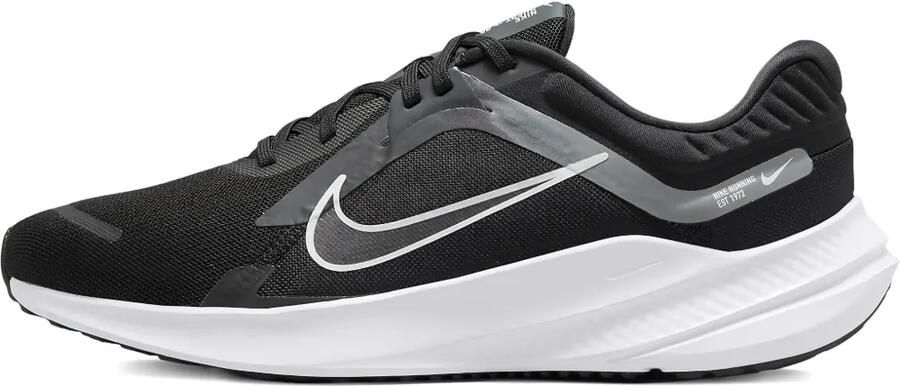 Nike Quest 5 sneakers Zwart