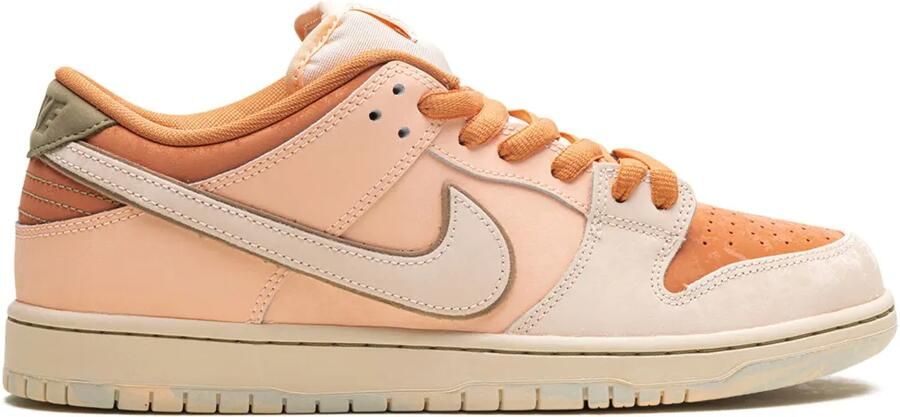 Nike SB Dunk Low Pro PRM "Trocadero Gardens" sneakers Roze