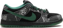 Nike SB Dunk Low "There Skateboards" sneakers Groen