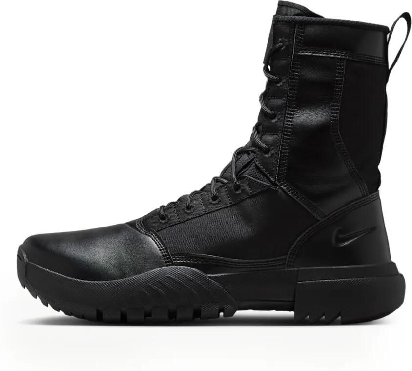 Nike SFB Air Field Ukiah 8 high-top sneakers Zwart