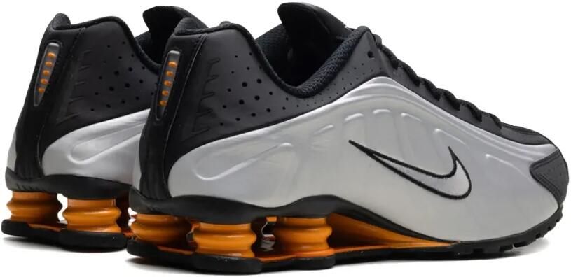 Nike Shox R4 "Black Vast Grey Bright Mandarin Metallic Silver" sneakers Zilver - Foto 3