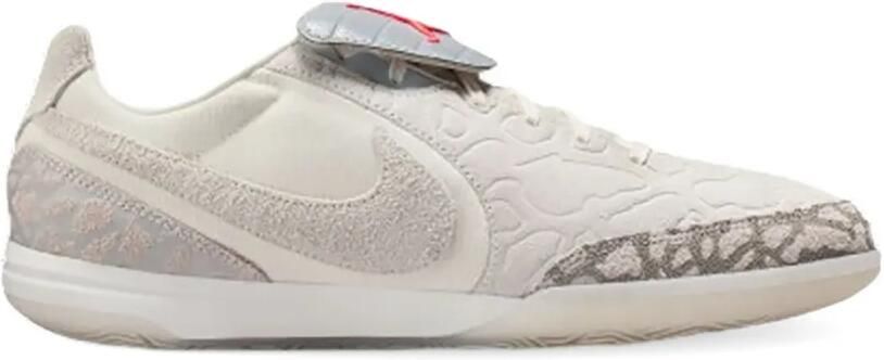 Nike Tiempo Streetgato SE sneakers Beige