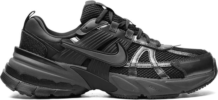 Nike V2K Run "Black Dark Smoke Grey" sneakers Zwart