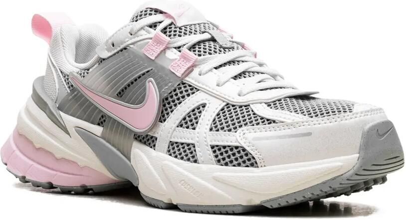 Nike V2K Run "Pink Foam" sneakers Grijs - Foto 2