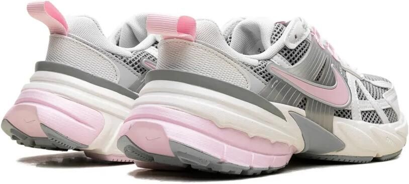 Nike V2K Run "Pink Foam" sneakers Grijs - Foto 3
