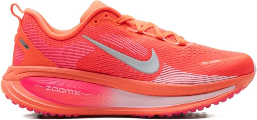 Nike Vomero 18 low-top sneakers Blauw