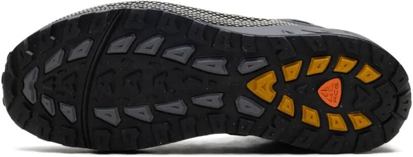 Nike x ACG Air Exploraid "Light Graphite Black Photon Dust Canyon Gold" sneakers Grijs - Foto 4