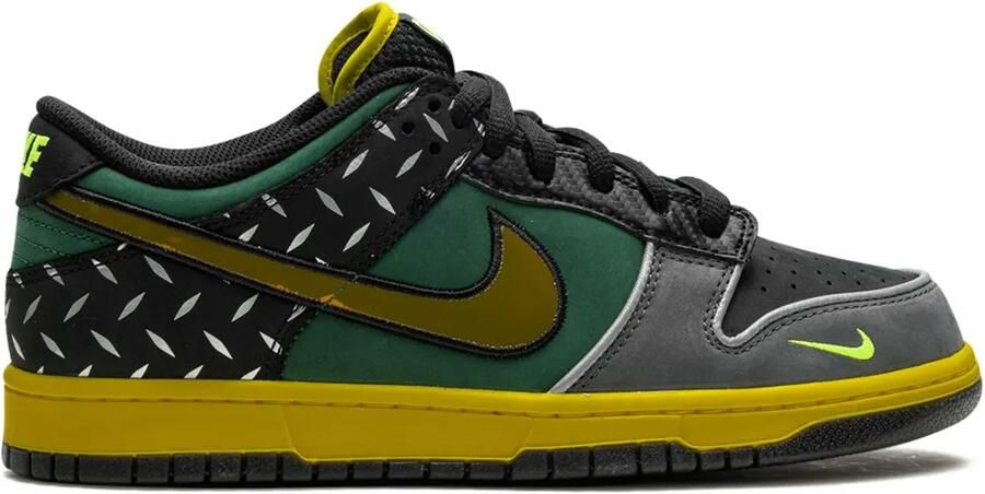 Nike x DOAF Dunk Low "What The Duck University of Oregon Home" sneakers Groen