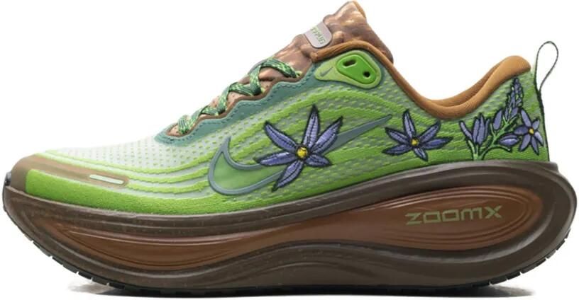 Nike x Doernbecher Vomero Plus sneakers met bloemenprint Groen
