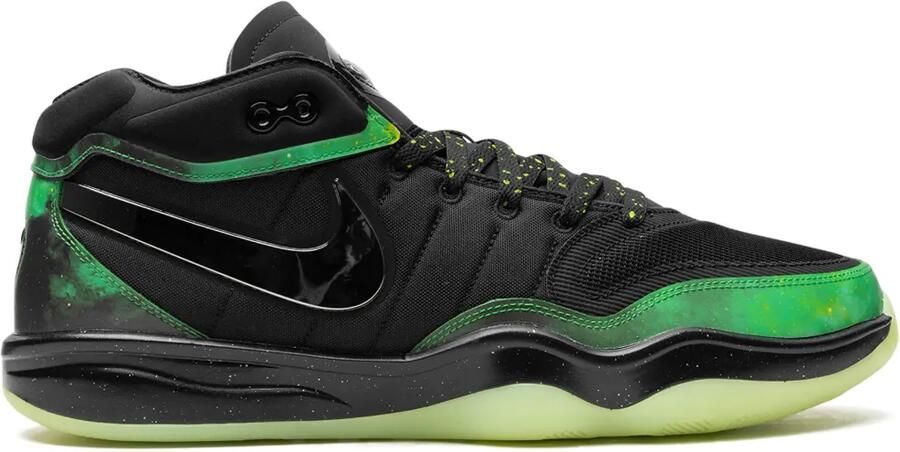 Nike x Victor Wembanyama Zoom GT Hustle 2 sneakers Groen