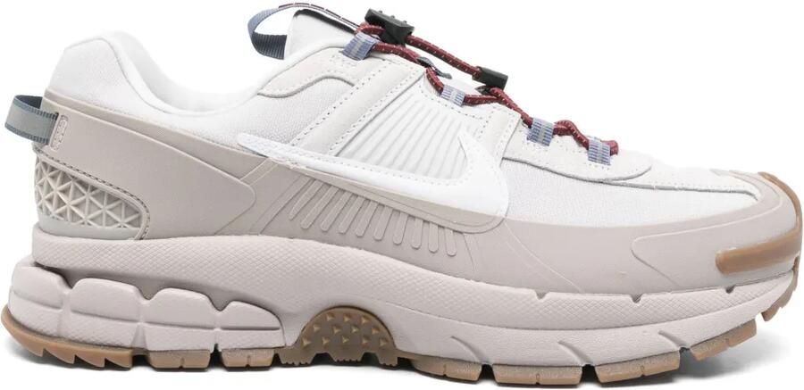 Nike Zoom Vomero Roam sneakers Beige
