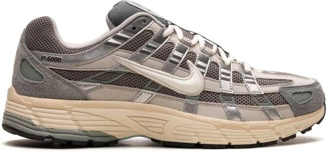 Nike "Zoom Vomero 5 Light Bone Medium Olive sneakers" Beige