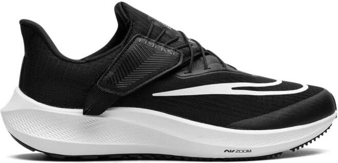 Nike "Pegasus FlyEase Black Dark Smoke Grey White sneakers" Zwart