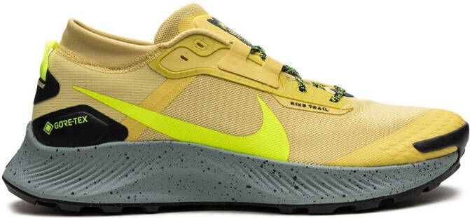 Nike "Pegasus Trail 3 GORE-TEX Celery Volt sneakers" Geel