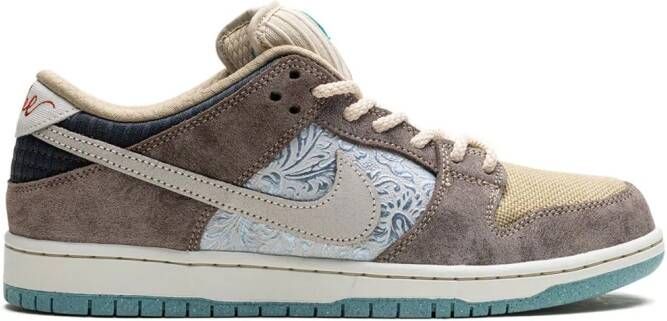 Nike SB Dunk Low "Big Money Savings" sneakers Bruin