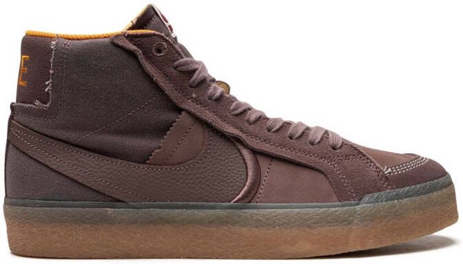 Nike "SB Zoom Blazer Mid Premium Plus Plum Eclipse Gum sneakers" Bruin