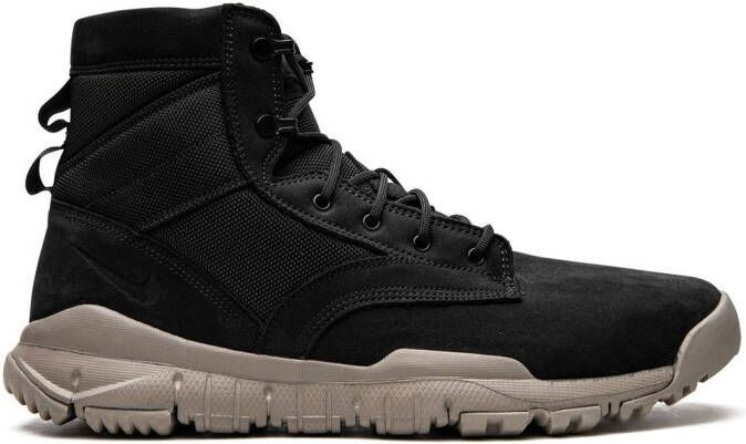 Nike SFB 6 high-top sneakers Zwart