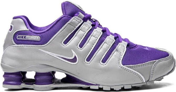 Nike Shox NZ low-top sneakers Grijs