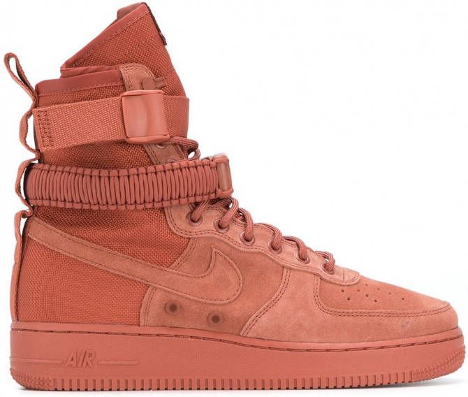 Nike Special Field Air Force 1 sneakers Roze