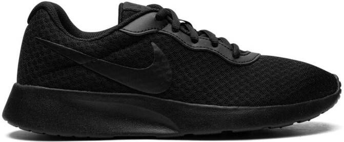 Nike "Tanjun Triple Black kleurenpalet" Zwart