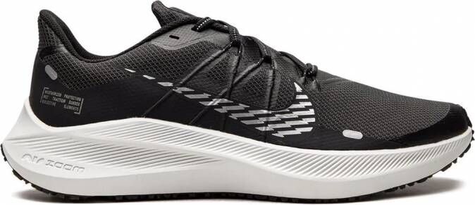 Nike Winfo 7 Shield low-top sneakers Zwart