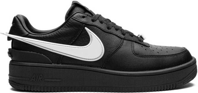 Nike x AMBUSH Air Force 1 sneakers Zwart