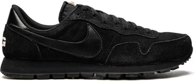 Nike "Lebron XIII Low LMTD Family Foundation sneakers" Wit