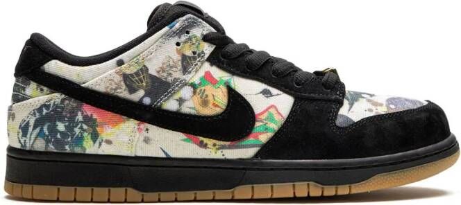 Nike "x Supreme SB Dunk Low Rammellzee sneakers" Zwart