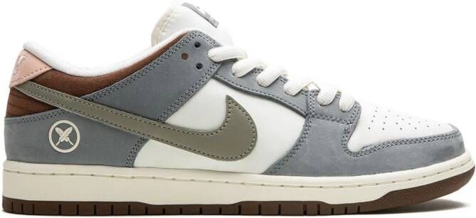 Nike x Yuto Horigome SB Dunk low-top sneakers Grijs